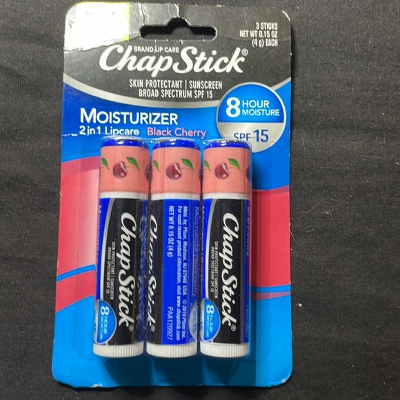 4 Packs of Chapstick - Picture 3 of 5